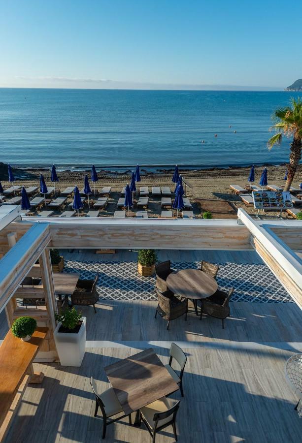 Mandala Seafront Suites Laganas Exterior foto